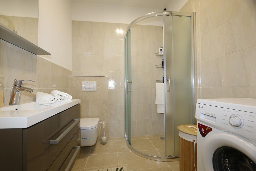 Apartments Roberta سيلو المظهر الخارجي الصورة